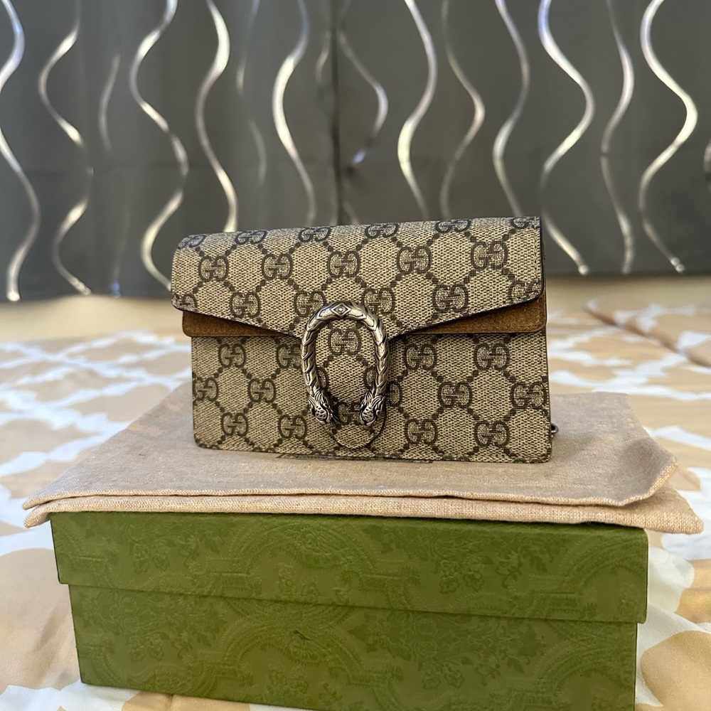 GUCCI Dionysus mini sling bag